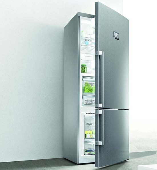 Холодильник Bosch KGF56PI40