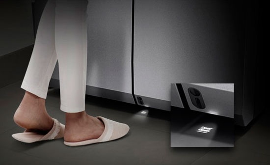 Холодильник LG с функцией Auto Open Door
