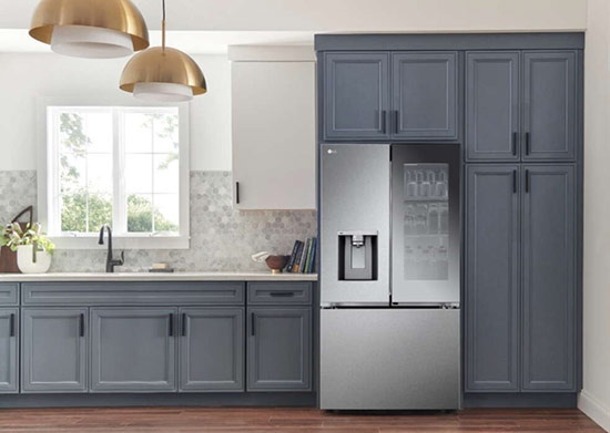 LG презентовала инновационный холодильник Instaview на выставке CES 2023