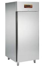холодильный шкаф SAGI KFSE2N